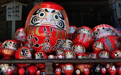 BÚP BÊ NHẬT - MÓN ĐỒ MANG NHIỀU TẦNG Ý NGHĨA