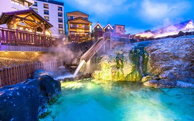 Kusatsu Onsen (tỉnh Gunma) - SUỐI NƯỚC NÓNG TỰ NHIÊN LỚN NHẤT NHẬT BẢN